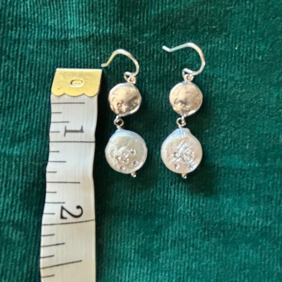Silpada "Bold As Ice" Earrings  Sterling Silver, Swarovski Crystals, Pearl W3191 - Picture 2 of 9